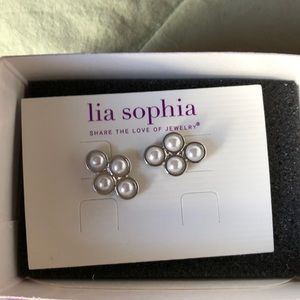Lia Sophia Petit Four Post Earings